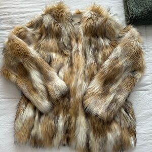 Hollister Faux Fur Coat in Tan, Cream, White